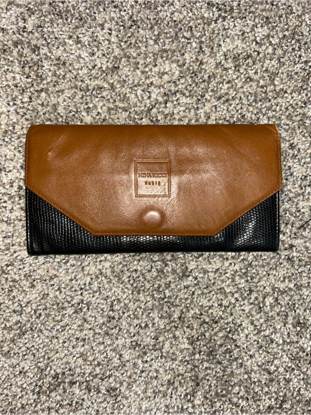 Nina Ricci Two-Tone Leather Envelope Clutch - Tan & Black